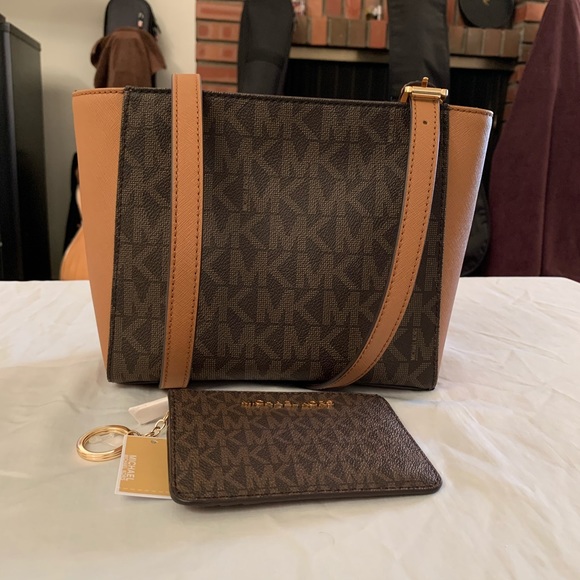 Michael Kors Bags Micheal Kors Hamilton Messenger Bag Coinpouch